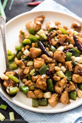   Qinhuangdao Kung Pao Kyckling: En Rökig Smakbomb Med Krispigt & Sötsurt?!