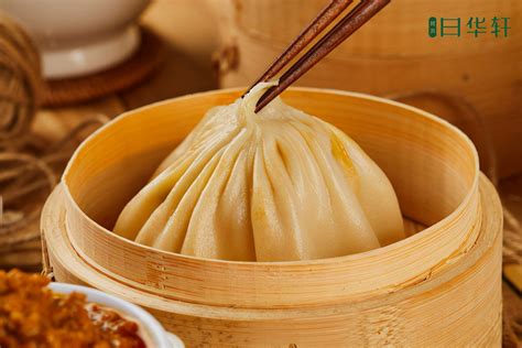   Anshan Xiaolongbao: En Explosiv Umami-Kick Med en Smakrik Smörgåsbord av Fyllning?