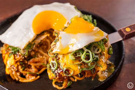  Hiroshima-style Okonomiyaki – Umami Explosions Meet Comfort Food Nirvana!